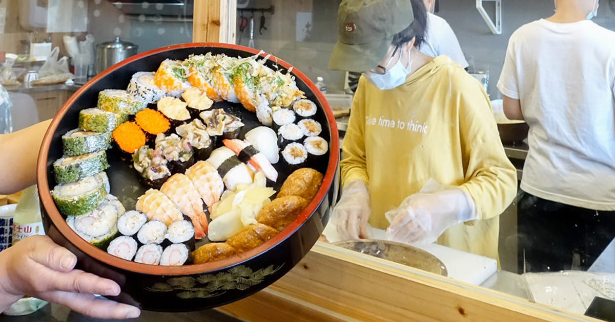 臺南美食 大份量壽司桶在這裡 個人版壽司 便當 現點現做 提供外送及外帶 福島壽司研究室 南人幫